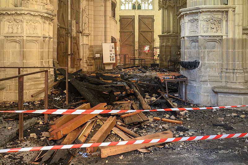 Schäden an der Kathedrale in Nates