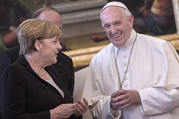 Gute Stimmung und gegenseitiger Respekt prägten 2017 das Treffen von Kanzlerin und Pontifex.