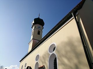 St. Katharina in Ottenhofen ist zwar keine große Basilika, aber für alle Dohlen, Mauersegler und Fledermäuse, die dort jährlich ihren Brutplatz finden, sicher das größte. 