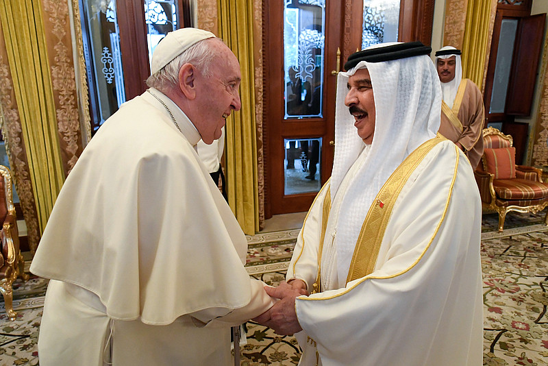 Papst Franziskus und Scheich Hamad bin Isa Al Chalifa