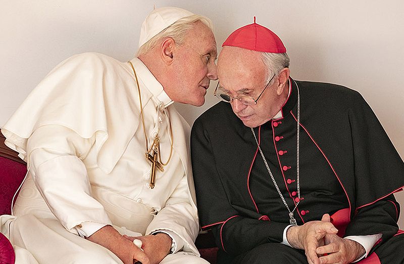 "Die zwei Päpste": Jonathan Pryce in der (Haupt)rolle als Papst Franziskus und Anthony Hopkins in der (Neben)rolle als Benedikt XVI.