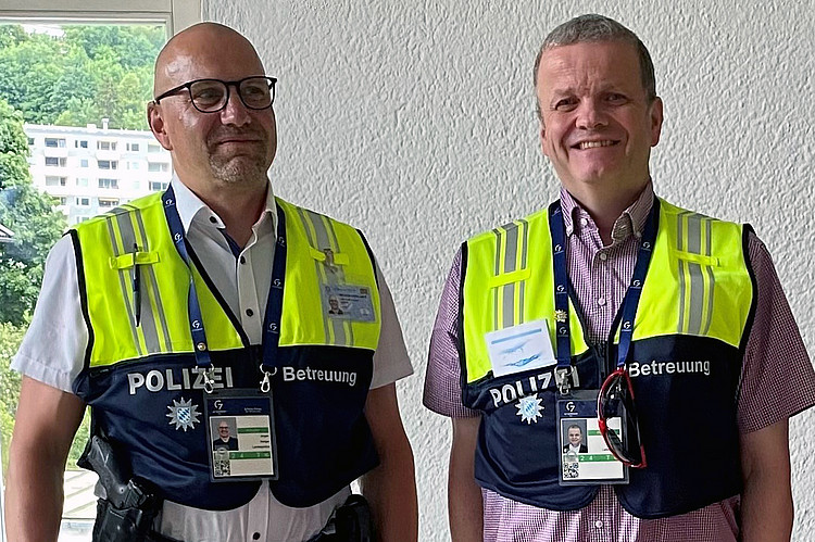 Landespolizeidekan Andreas Simbeck (rechts) mit seinem Teamkollgen Jürgen Kariger.