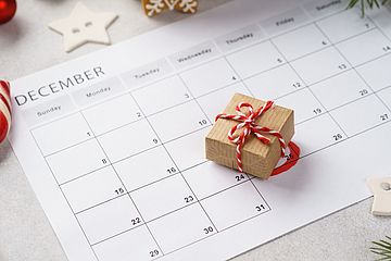 Kalender zeigt Monat Dezember