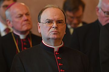 Bertram Meier ist seit 2020 Bischof von Augsburg und wurde bei der Herbstversammlung der deutschen Bischöfe zum neuen Vorsitzenden der 