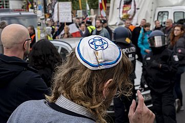 353 antisemitische Straftaten registrierte die Polizei im vergangenen Jahr, die Dunkelziffer dürfte aber weit höher sein.