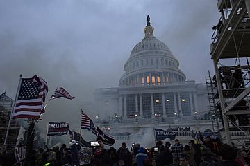 Trump-Anhänger stürmen Kapitol in Washington