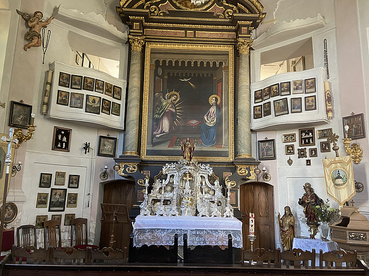 Altarraum Wallfahrtskirche Mariabrunn