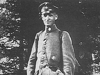 Pater Rupert Mayer als Divisionspfarrer im Ersten Weltkrieg.