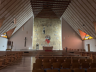 Hier sieht man das Innere der St. Benedikt Kirche