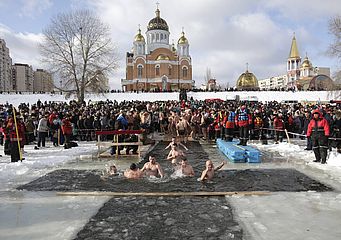 Epiphanie-Fest im Januar 2016 in Kiew in der Ukraine